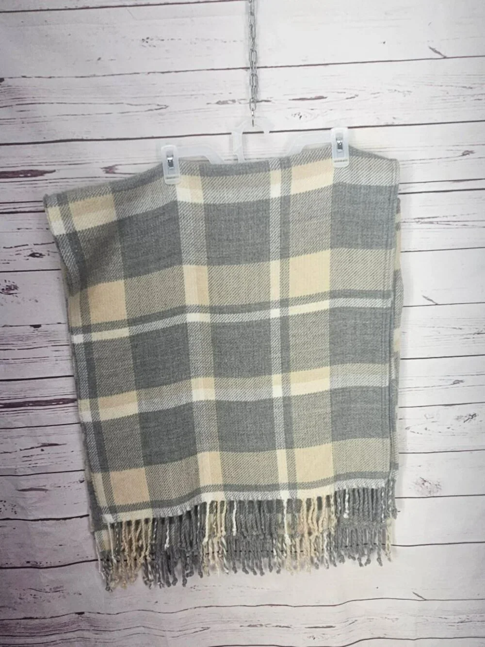 Abercrombie & Fitch Gray & Cream Plaid Fringe Wrap Shawl Scarf